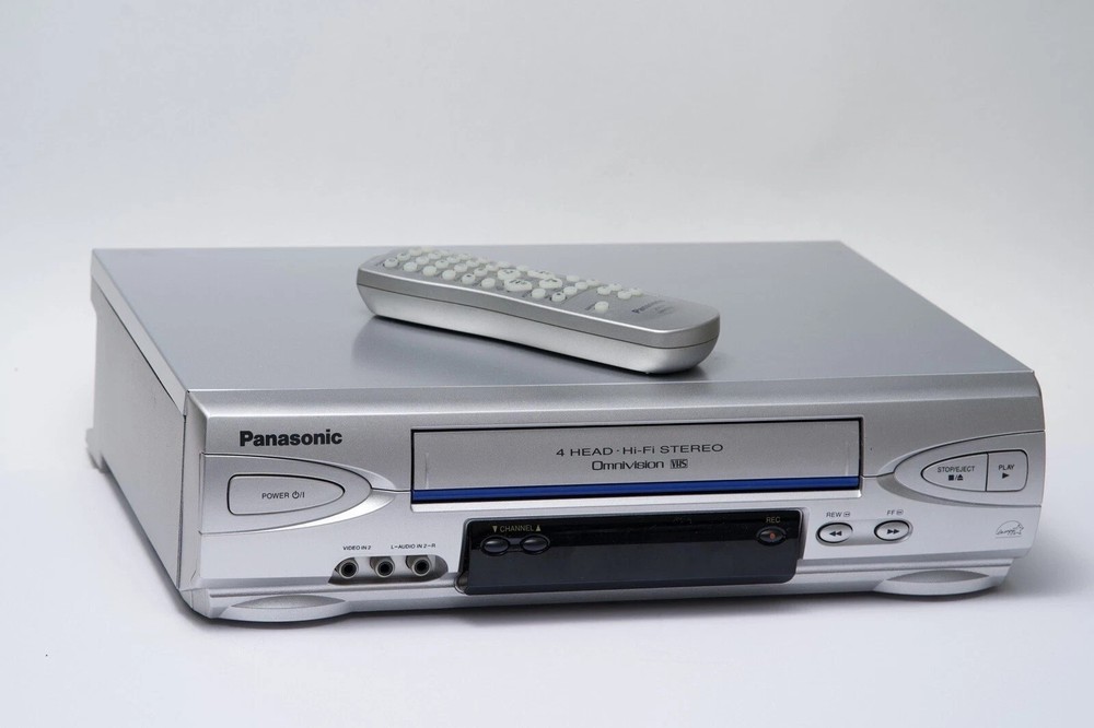 Panasonic DMR-ES35V VCR  VHS RECORDER PPLAYER WITH REMOTE TESTED