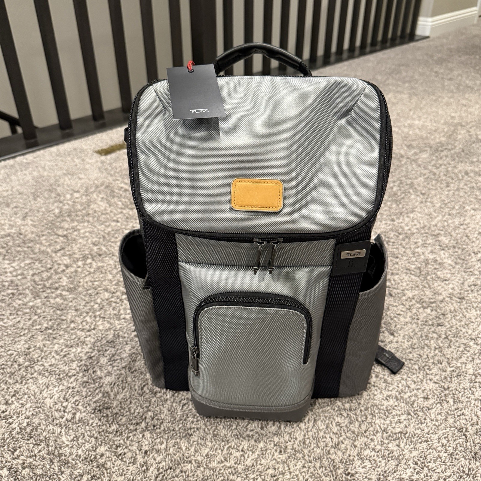 Tumi Fremont THORNHILL Backpack & 22” Vaporr international 22” Carry On Combo