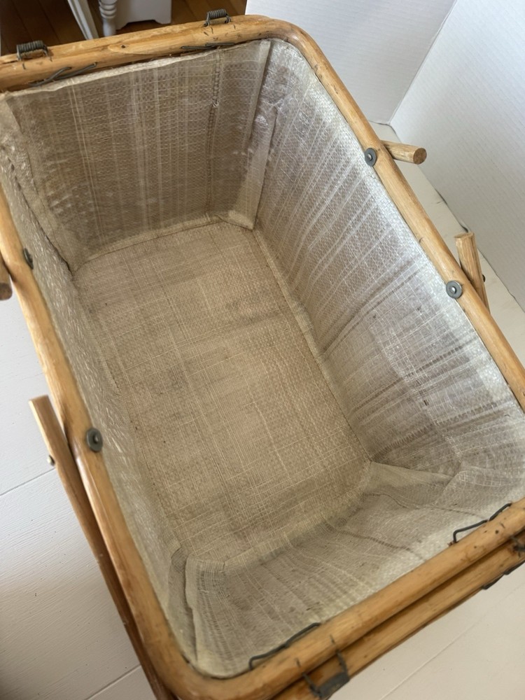 Vintage Wicker Picnic Basket