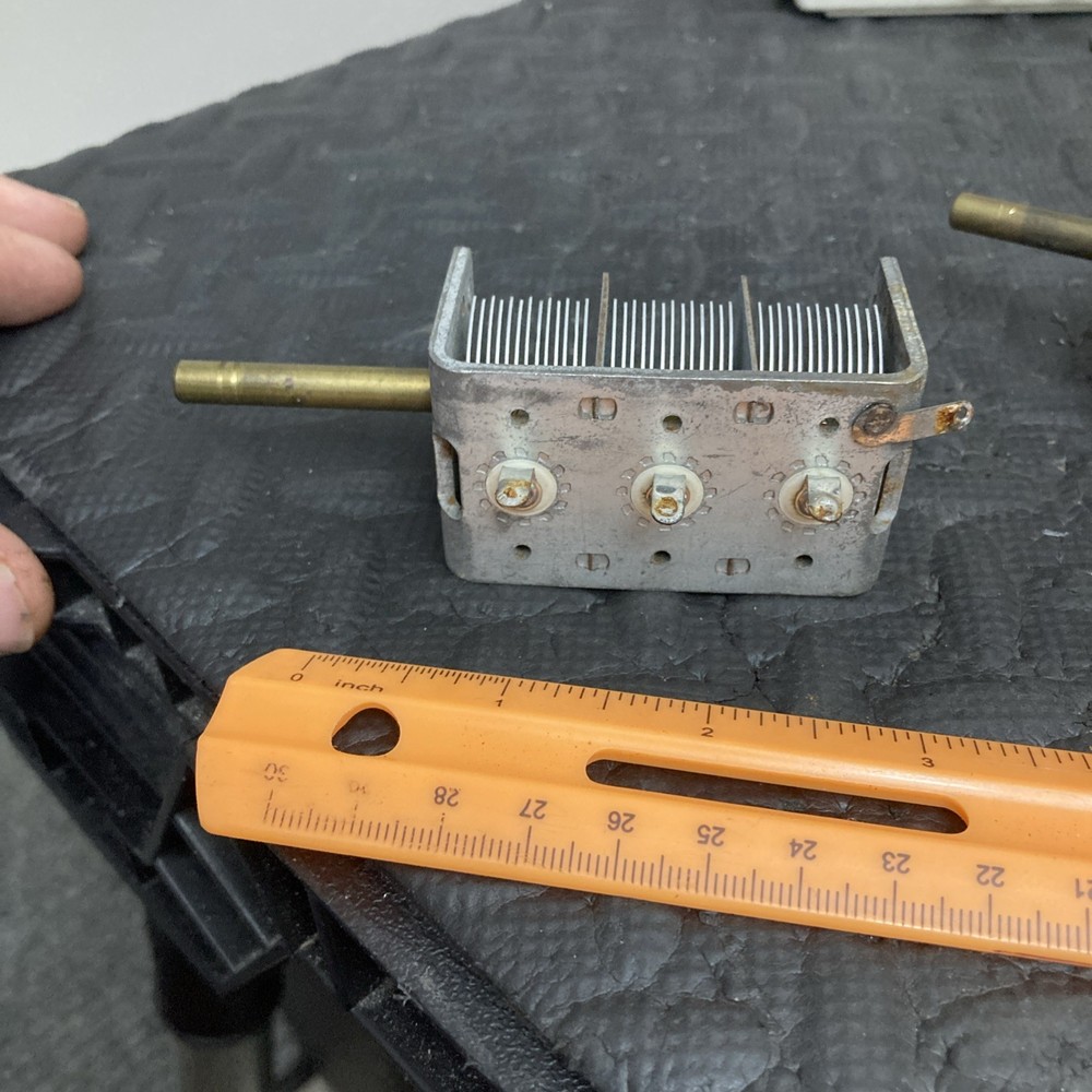 Air Variable Capacitor 9-50pF X 3 Sections