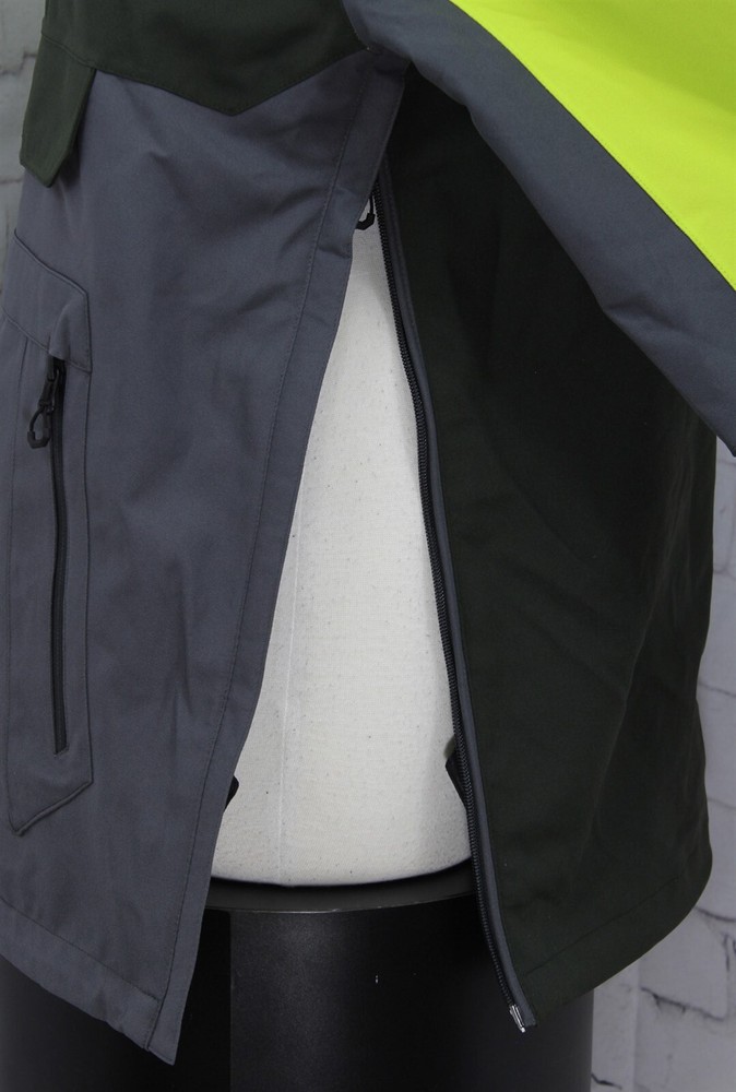 Volcom Brighton Pullover Snowboard Jacket, Men's Small Dark Grey