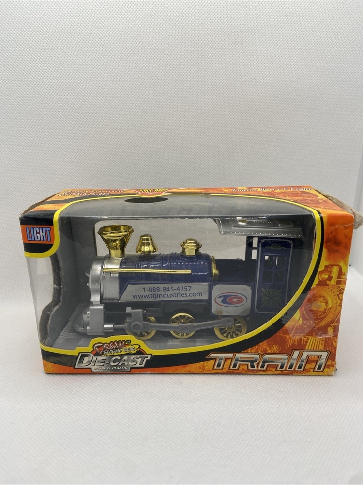 Dream Become True Die-Cast Train Pull Back & Go