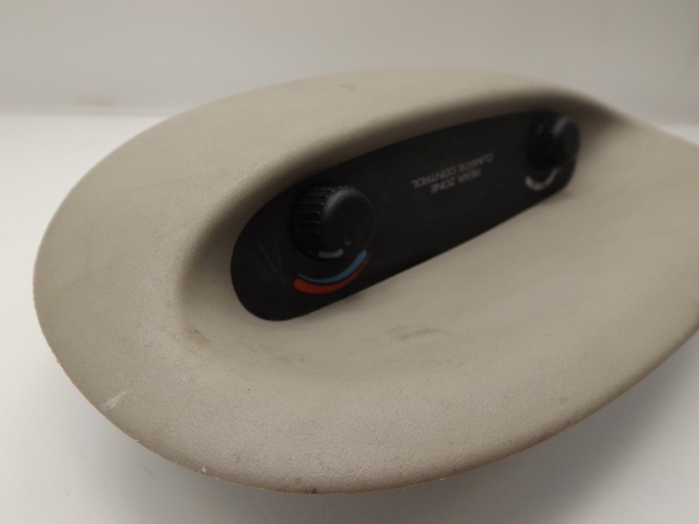 2003 Chrysler Caravan Rear Climate Control Used