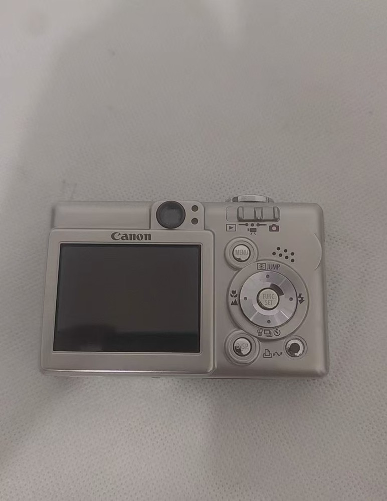 Canon IXUS 60 Compact Fully functional w Battery Charger Digital Camera