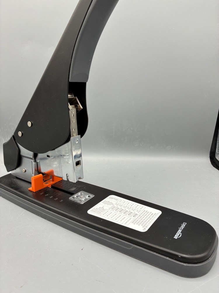 Amazon Basics Effortless Heavy Duty Stapler, 210 Sheets High Capacity