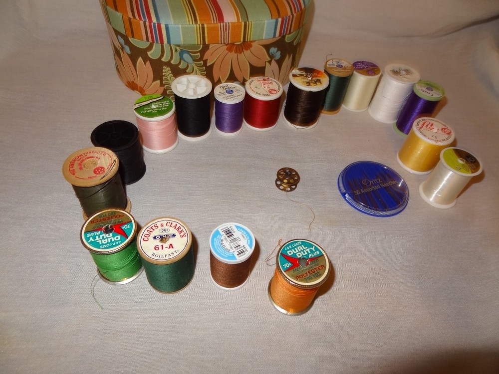 Sewing Box Mixed Lot 17 Thread Spools Different Colors Needles Bobbin