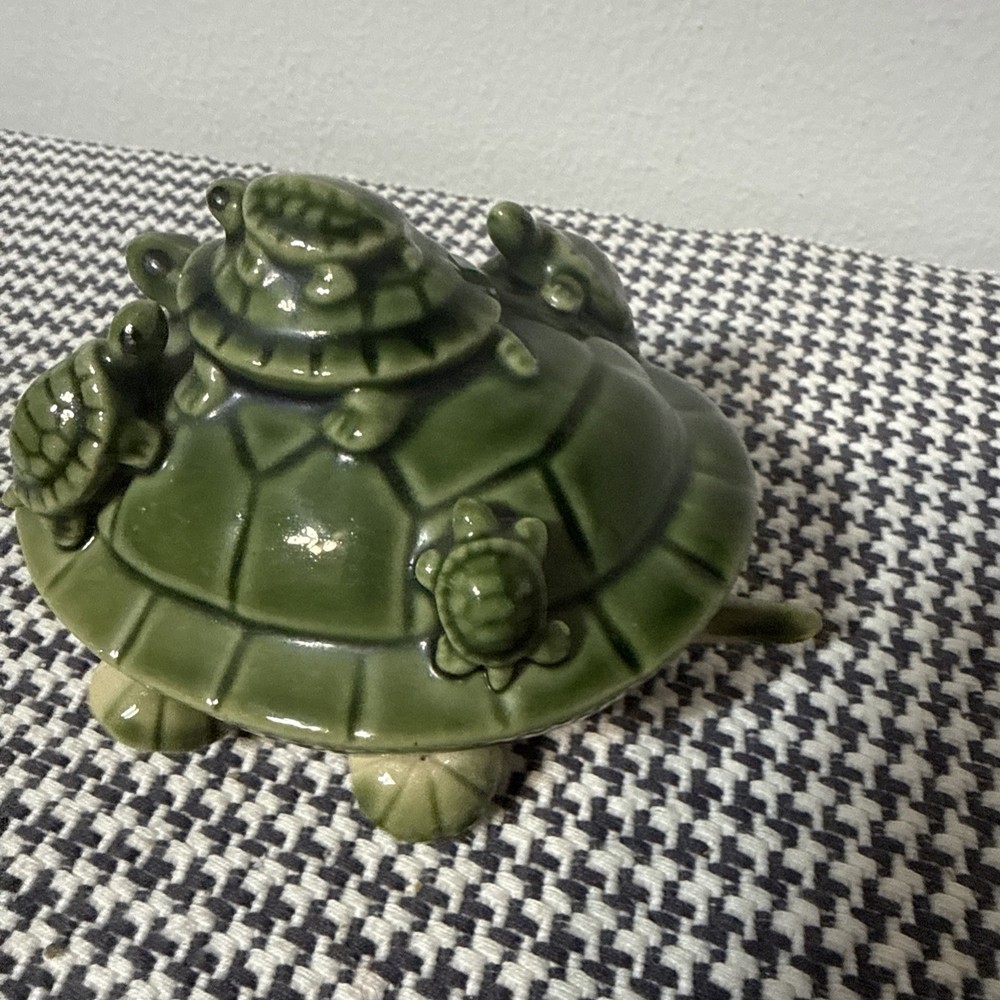 Vintage Ceramic Green Glazed Bobble Head Turtle 3” Long