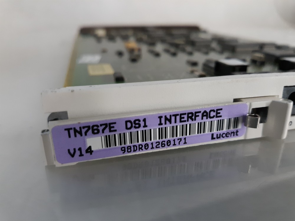 Lucent TN767E V14 DS1 Interface