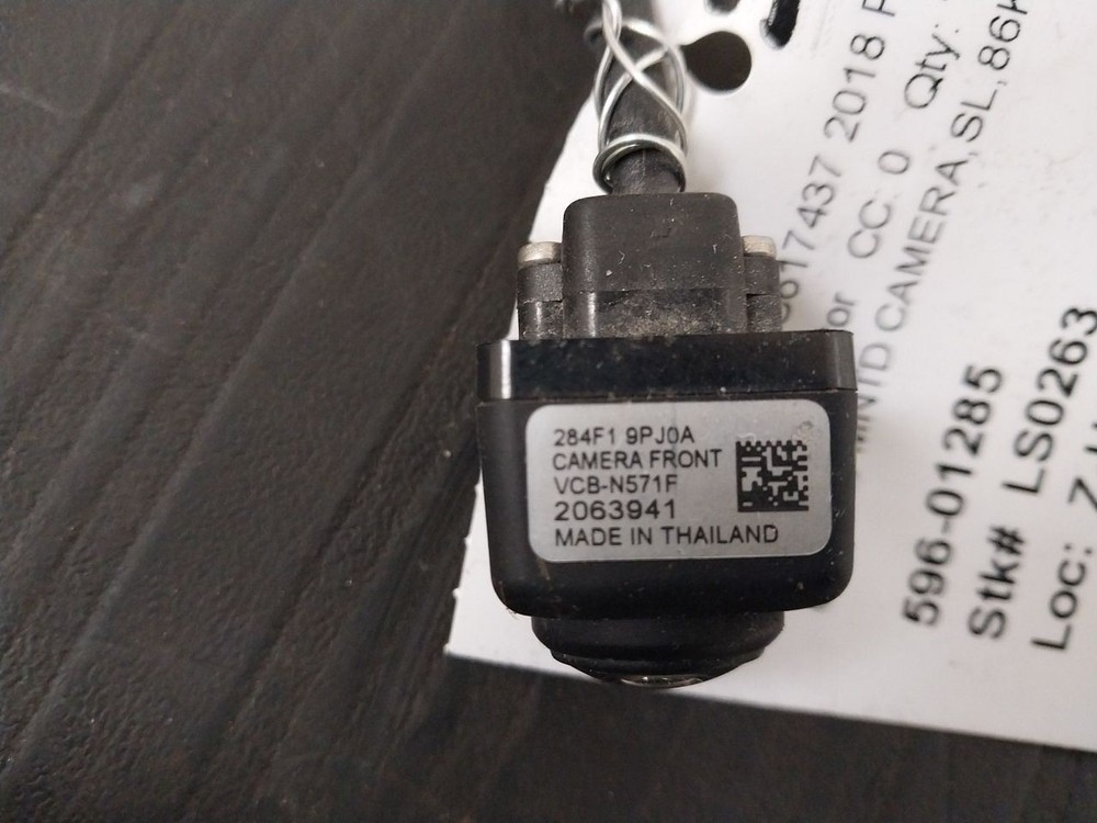 Camera/Projector Front View Camera Fits 17-18 PATHFINDER 3016856