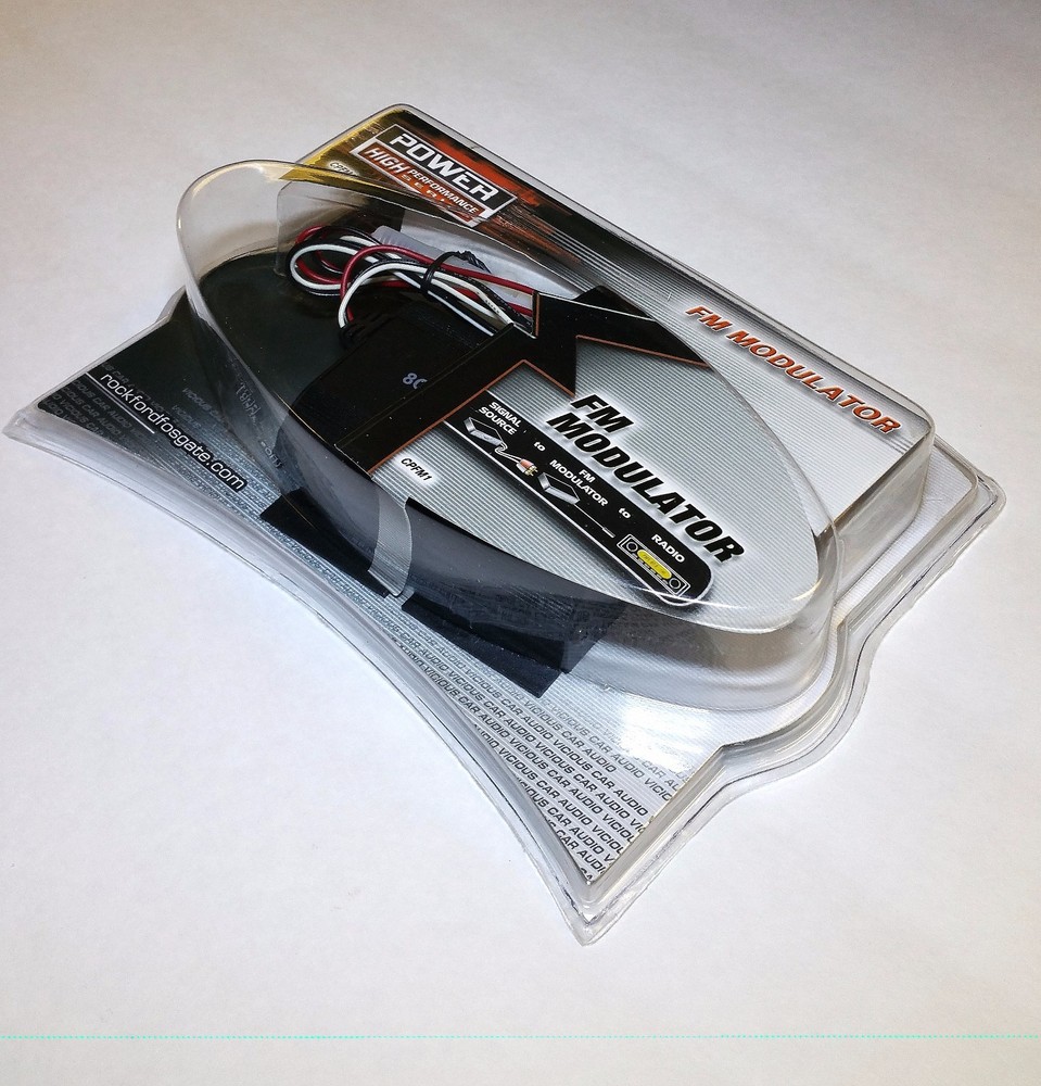 ROCKFORD FOSGATE long range solid signal FM MODULATOR