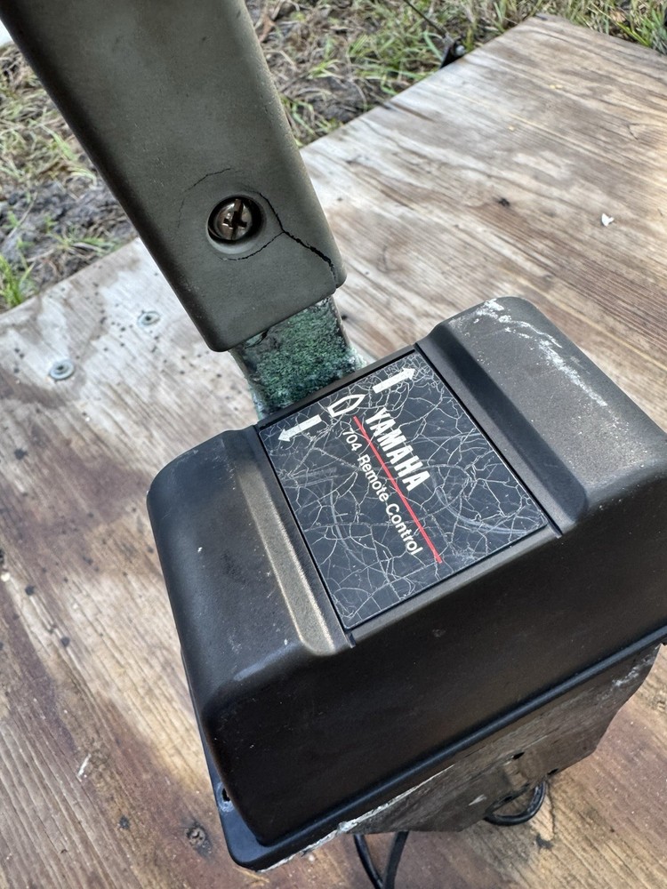 Yamaha  Engine Top Mount 704 Binnacle  Control Box