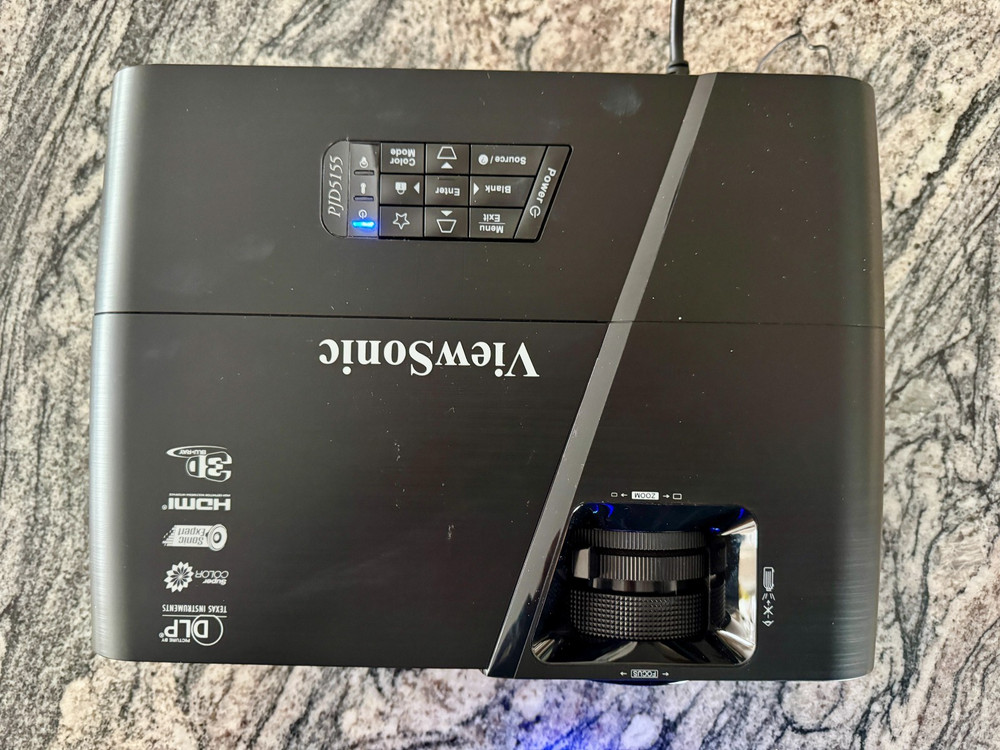 ViewSonic PJD5155 DLP Projector + Remote - Lamp Timer: 67 Hours