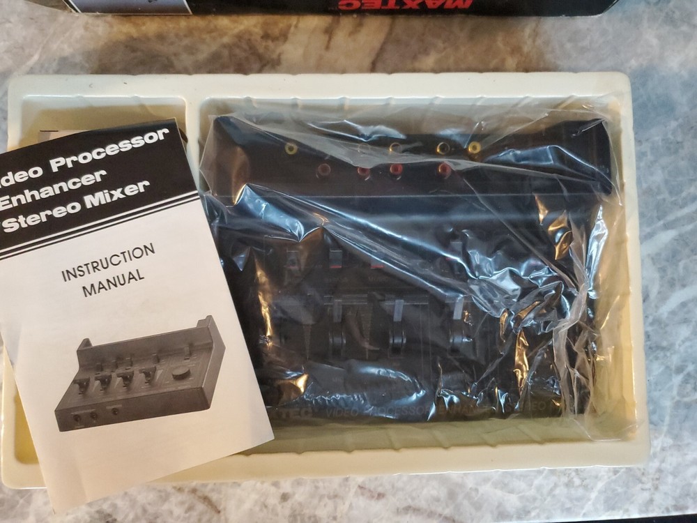 VINTAGE MAXTEC AUDIO/VIDEO PROCESSOR Enhacer Stereo Mixer
