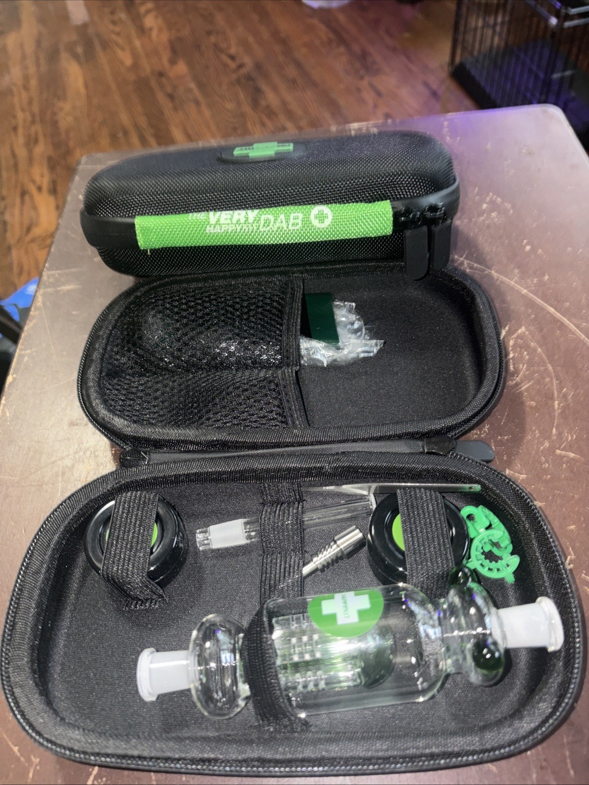 HAPPY DAB KIT GREEN & BLACK NEW WITHOUT TGS Free Shipping