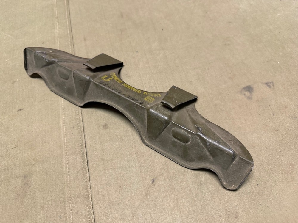 ORIGINAL WWII US ARMY INFANTRY M1944 PACK BOARD SHELF-DATEDS 1944