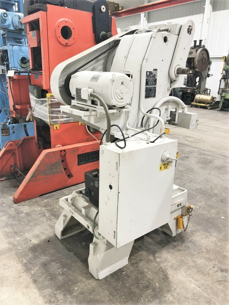 22 Ton Minster Punch Press - Minster B1-22 Model C Frame Mechanical