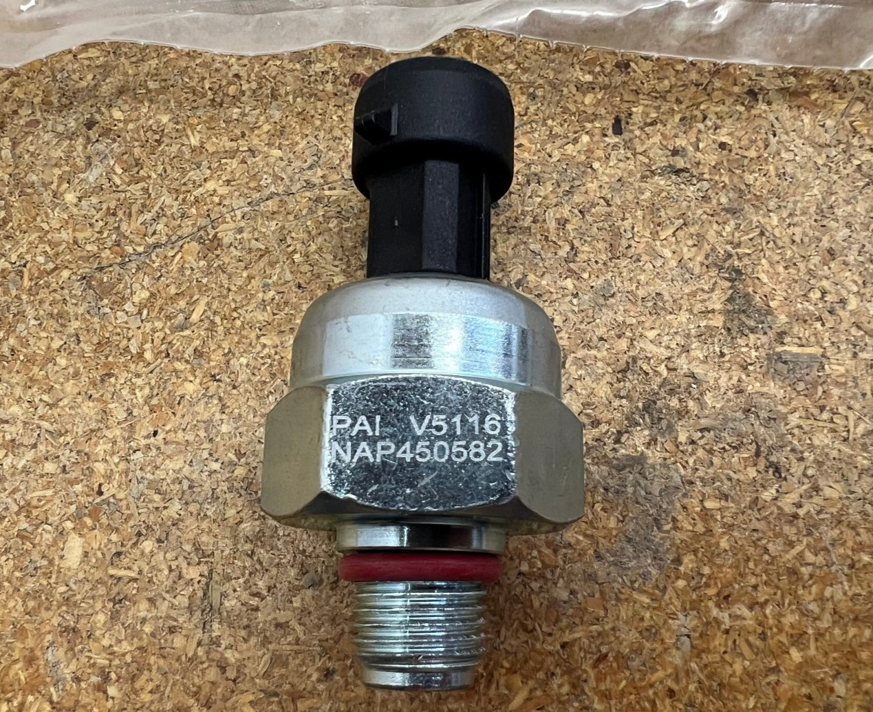 ICP Injector Pressure Sensor for International. # 450582 Ref.# 1830669C92