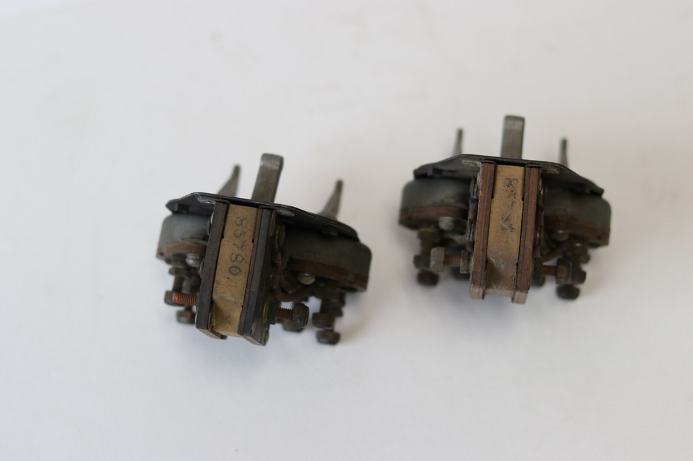 A Set B-29 Super Fortress Magneto Switch, Type B-5