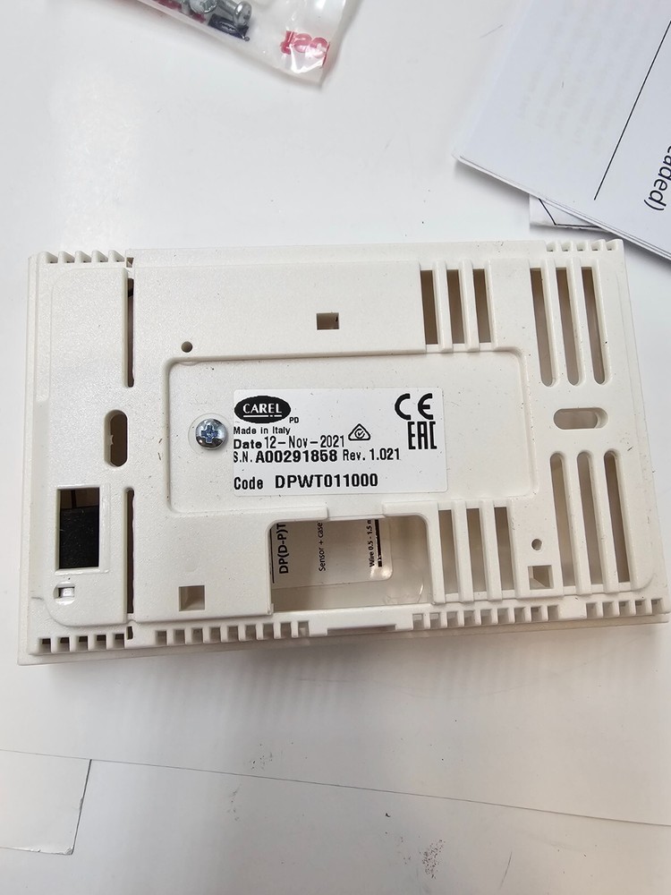 CAREL DPWT011000 Wall Mounting Temperature Sensor White