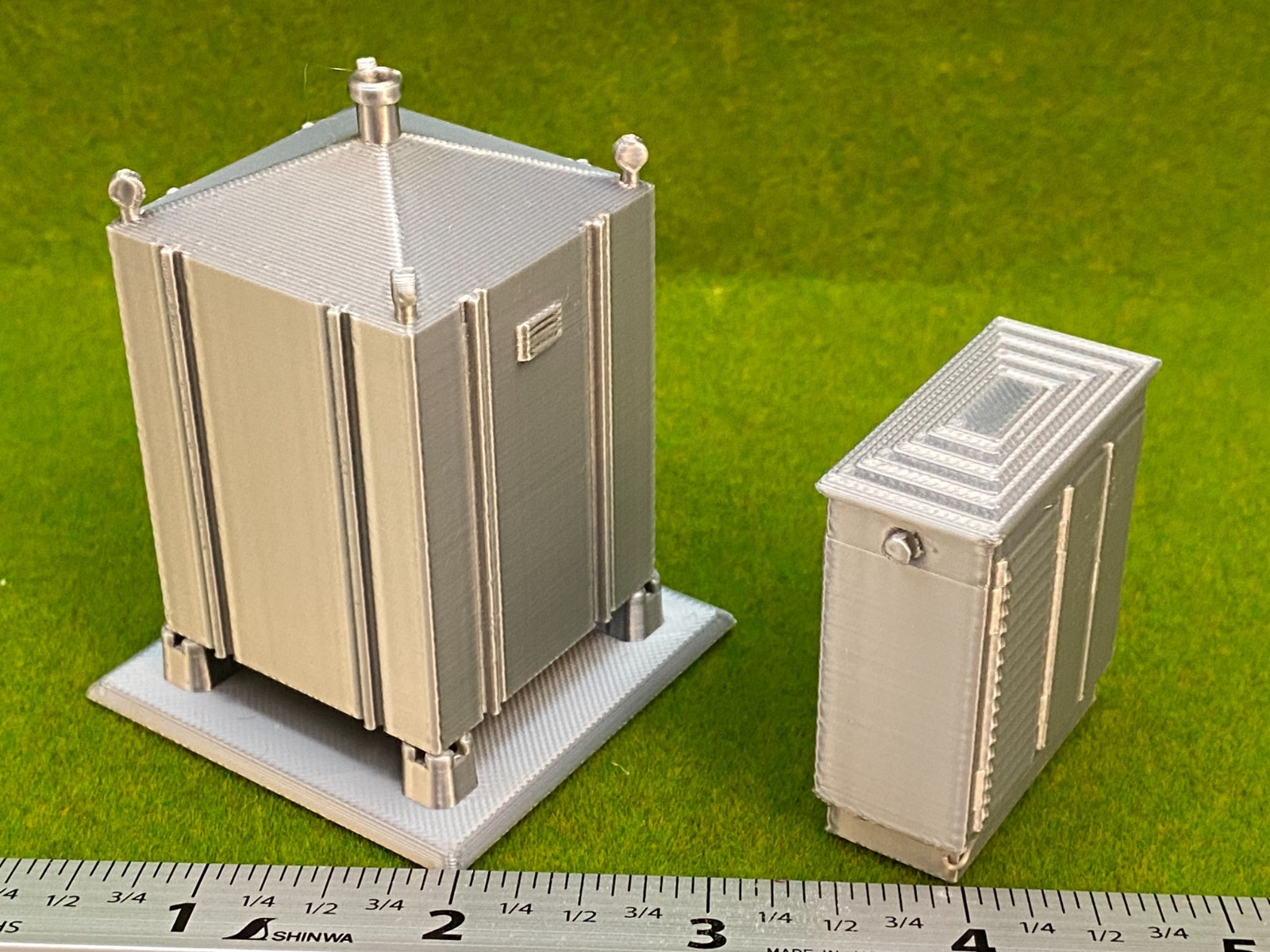 O Scale Signal Equipment Set – Relay Shed & Trackside Cabinet 1:48 Model RR