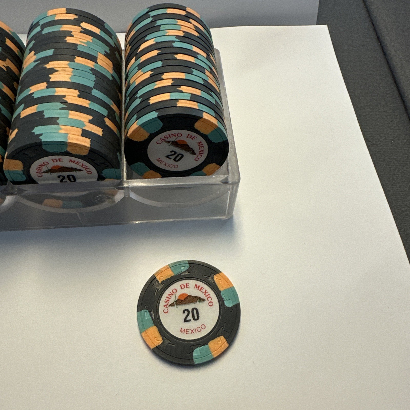 Casino Chip $20 Casino De Mexico chip count 99￼