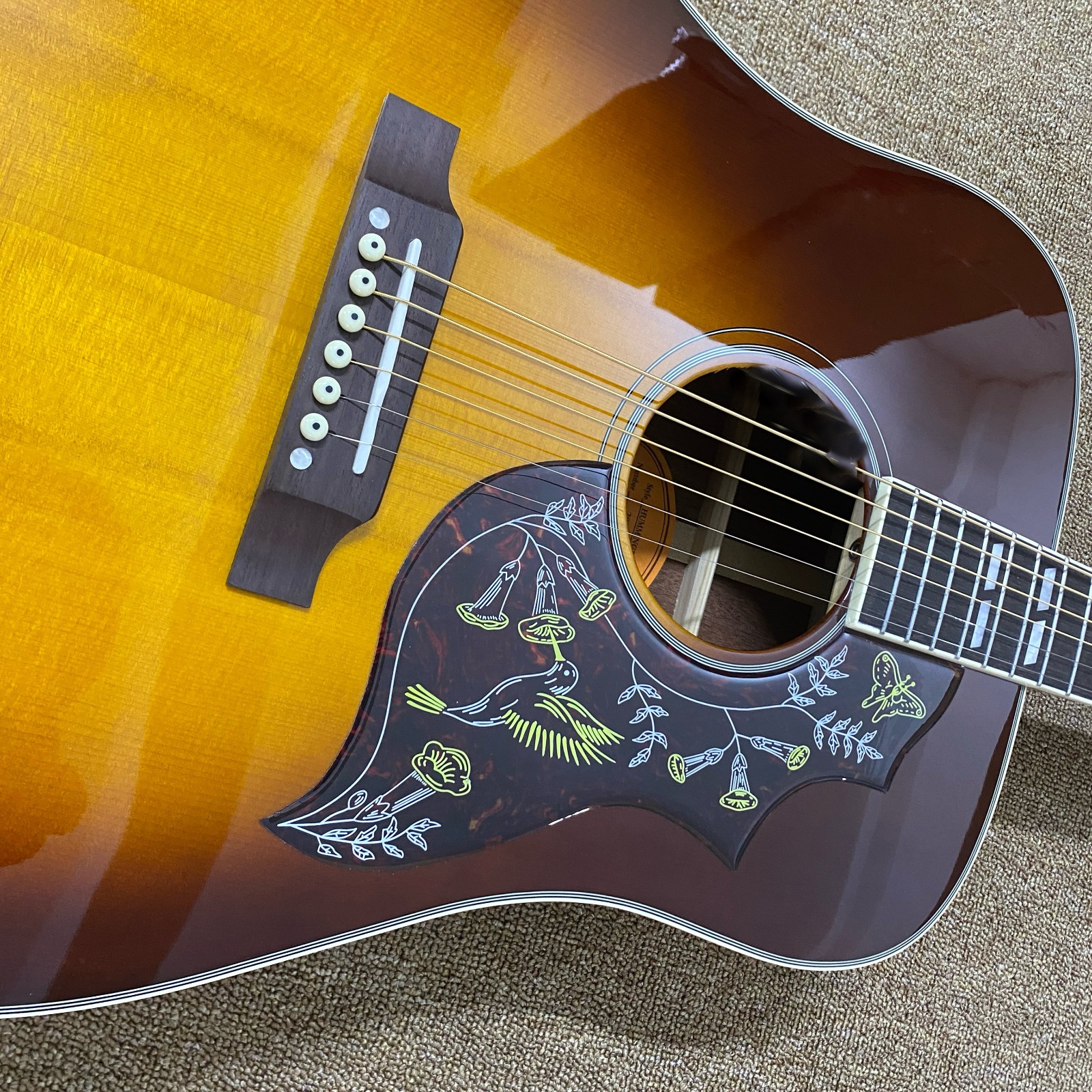 Hummingbird Heritage Sunburst Acoustic Electric Guitar w/cable fast delivery