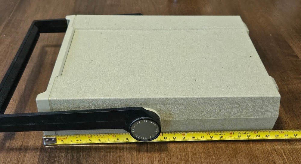 Fluke 8050A Digital Multimeter Portable Benchtop Laboratory Device ~ T8052