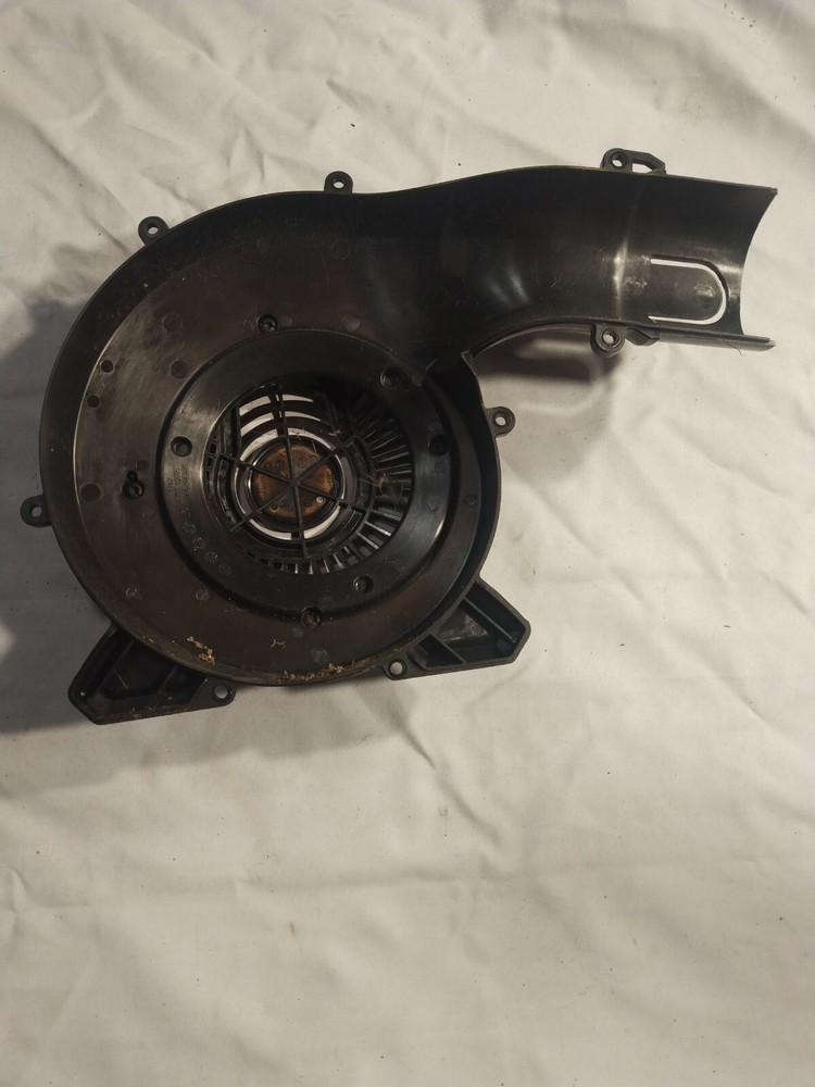 Murray m25B Gas Leaf Blower 2-Cycle 25cc Inpeller / Pull Start outer Housing