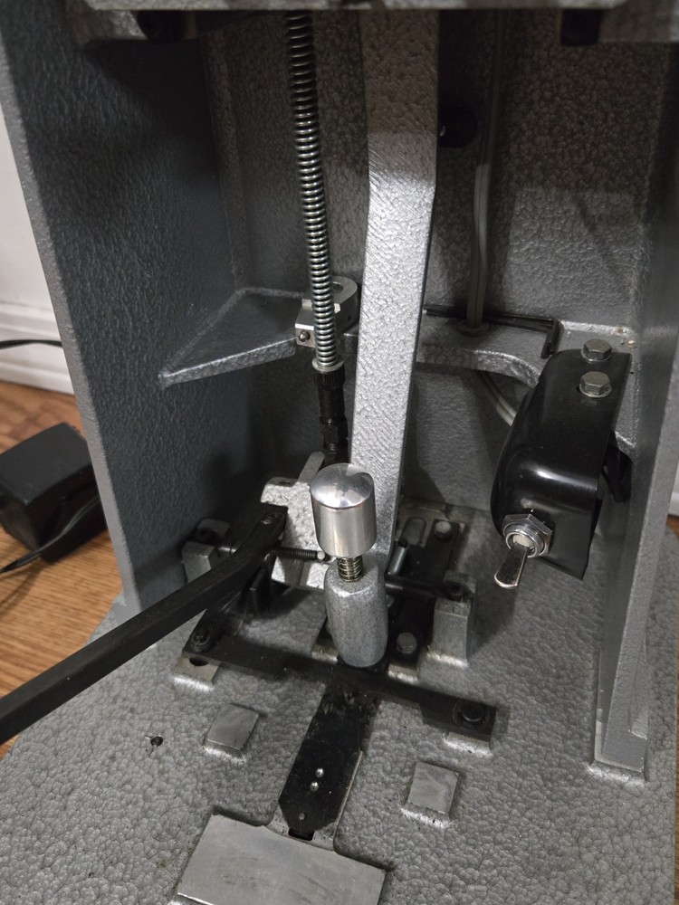 New Hermes Inside Ring Engraver Machine ~
