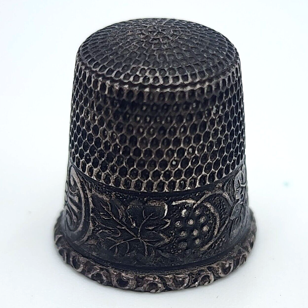 Vintage Simons Bros Grape Vine Sterling Silver Thimble