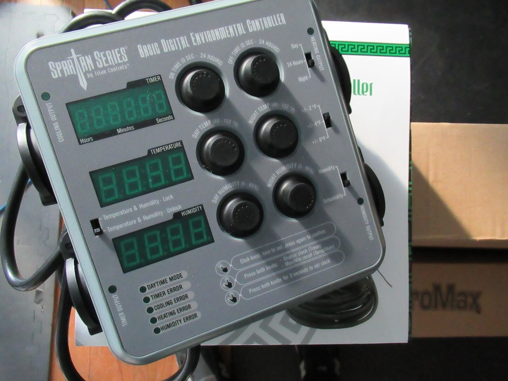 Spartan Series Basic Digital Environmental Controller