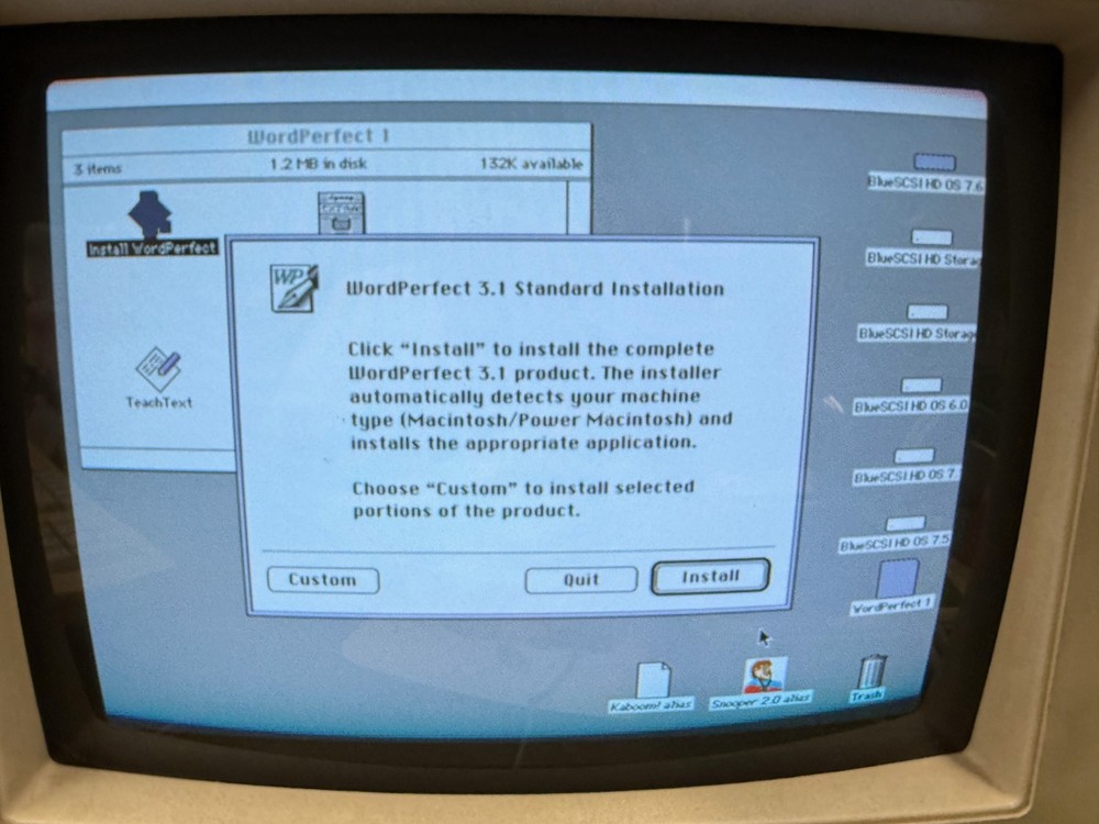 Vintage Macintosh software : Word Perfect v3.1
