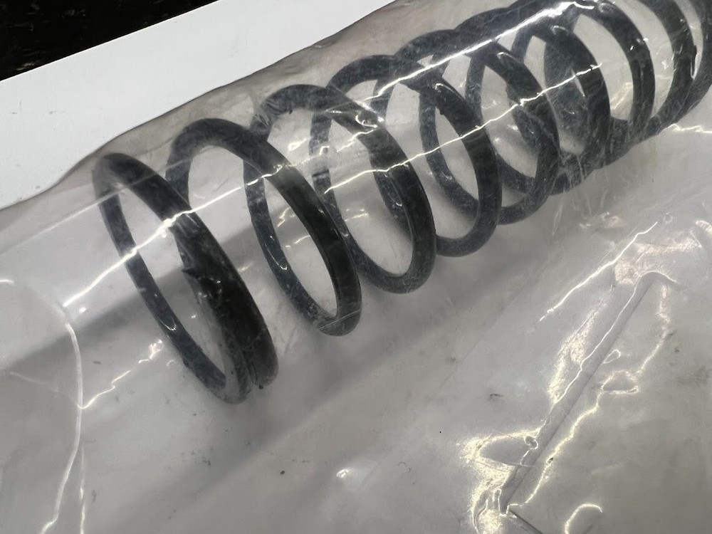 NEW MASSEY FERGUSON W247680B SPRING