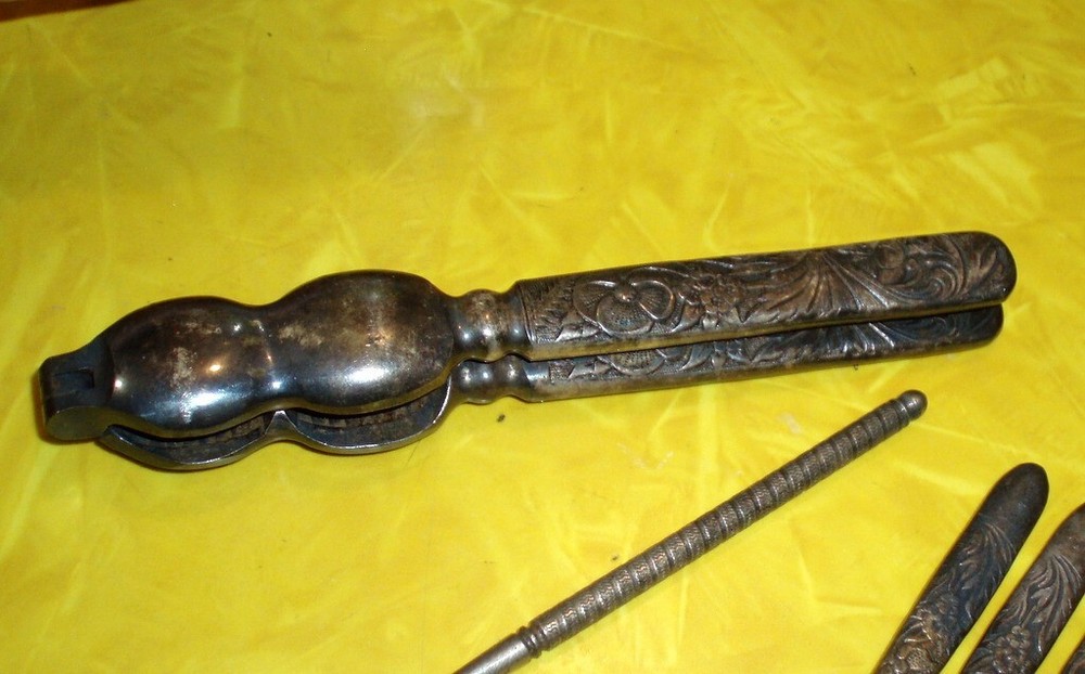 ANTIQUE VICTORIAN ROGER BROS SILVER PLATE NUTCRACKER PICK SET NUT CRACKERS