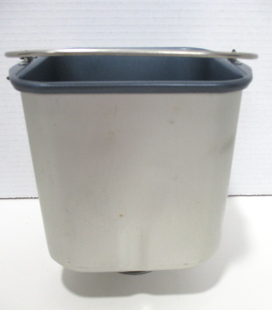 Magic Chef 1.5 lb. Breadmaker Pan & Recipe Book Model CBM-310 Replacement Pieces