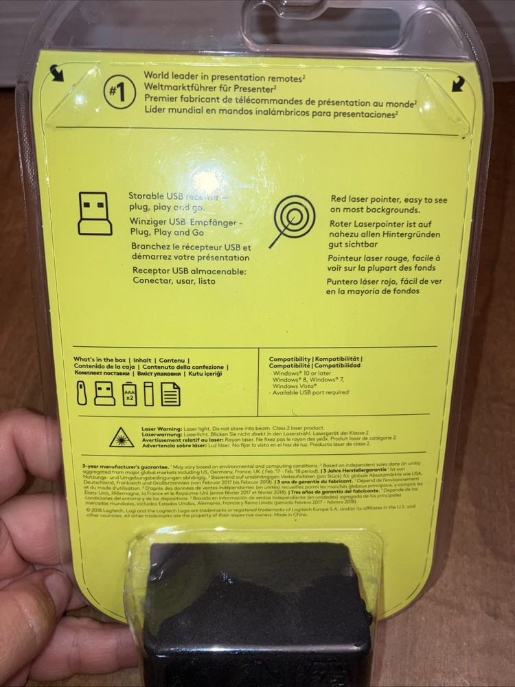 Logitech R400 Presenter Remote Control & Laser Pointer New Sealed 910-001354