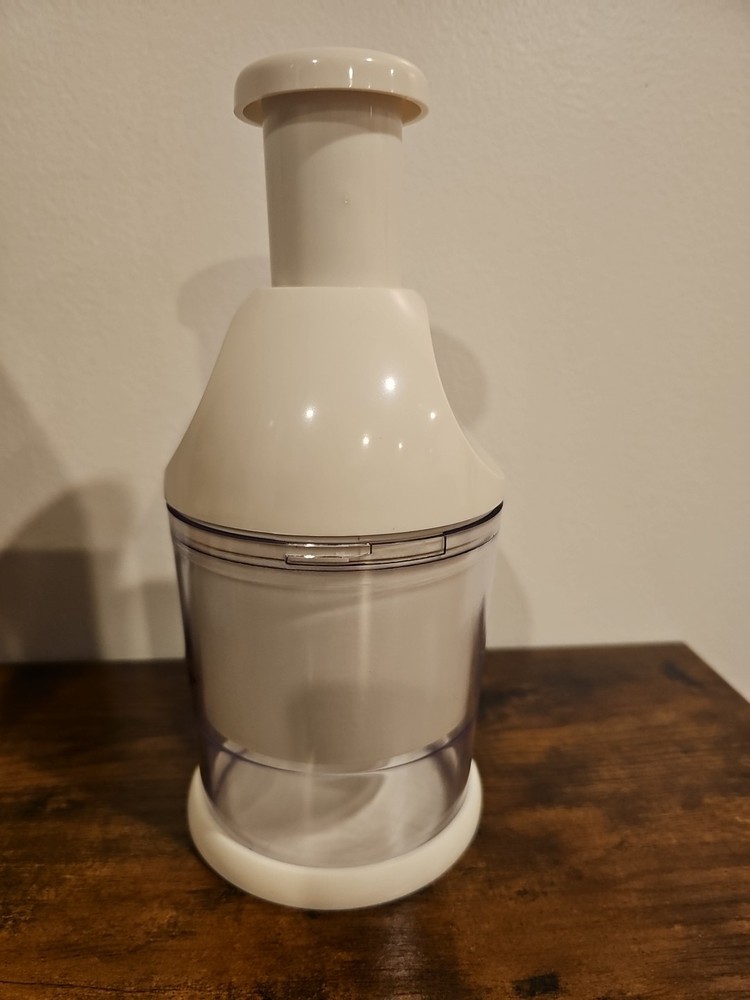 Quick Chop Chef's Kitchen Mate Chop Mince Slice & Dice Fruit/Vegetable Open Box