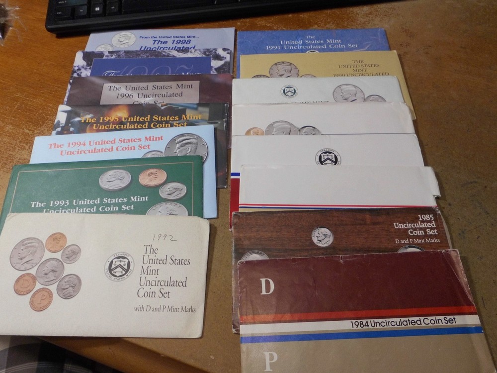 29 - ORIGINAL MINT SET ENVELOPES ( for replacement purposes ) NO COINS -- SET #2