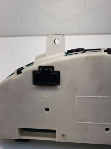 Speedometer MPH With Front Camera Opt Uvf Fits 2014-2017 ENCLAVE OEM