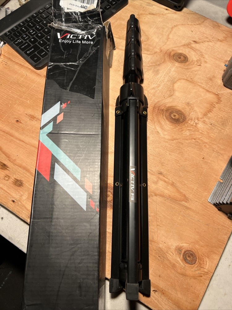 Tripod 86” Victiv Stativ