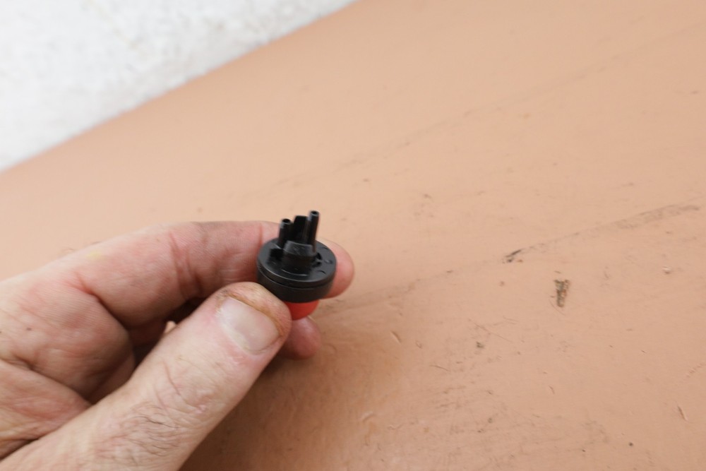 Yard-Man YM320BV Blower OEM Primer Bulb