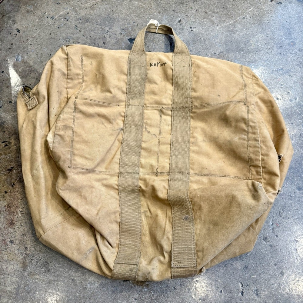 Original WWII US Navy Aviator’s Kit Bag AN-6505