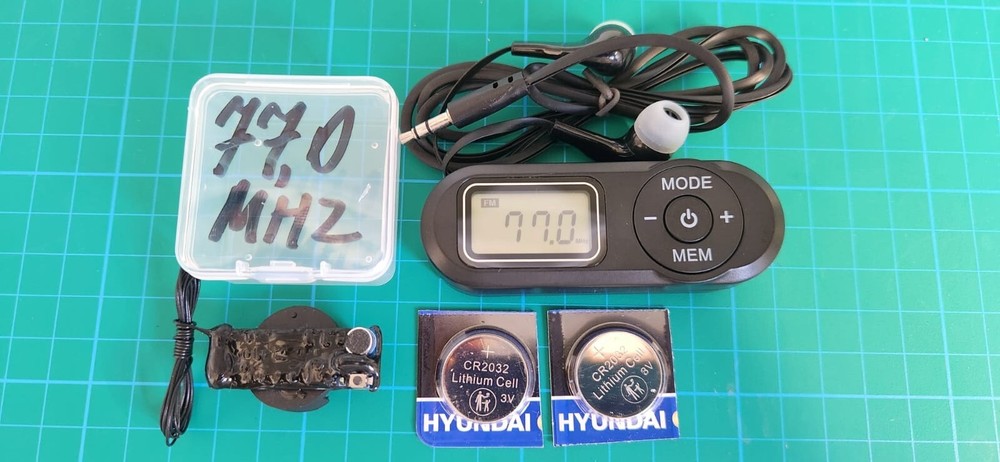 SET - Micro Spy Bug operating outside FM broadcasting area + special FM receiver