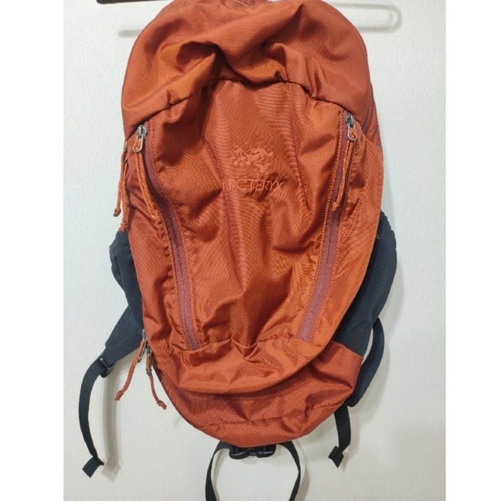 Arc'teryx Mantis 26L Backpack From Japan