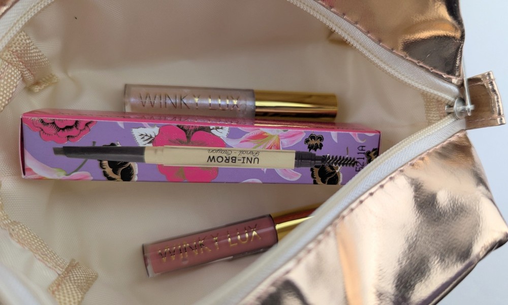 Winky Lux 4pc. Mini Cosmetics Set