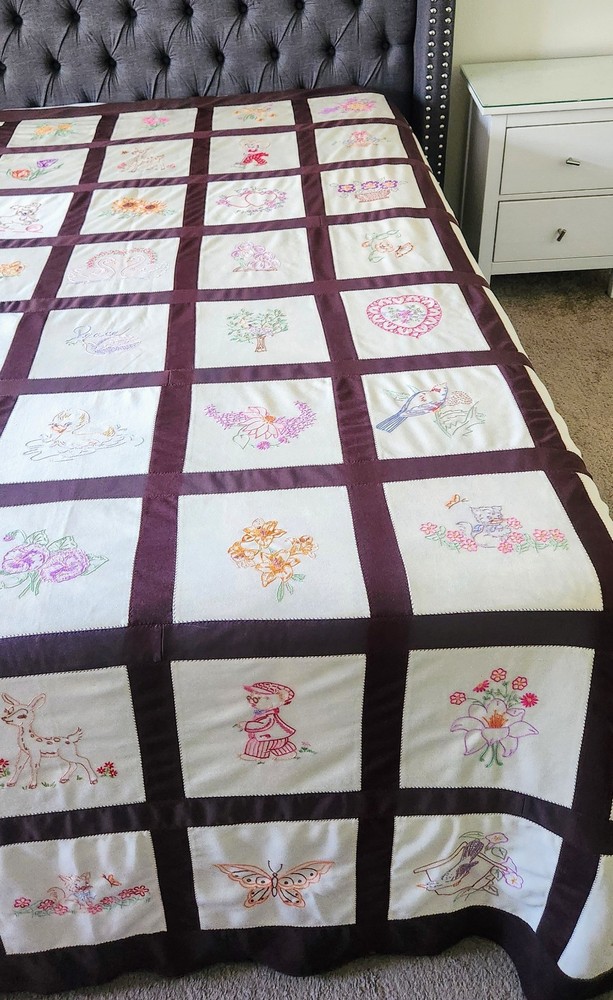 Vintage Handmade 80"×104" Embroidered Patchwork Quilt/Coverlet EUC