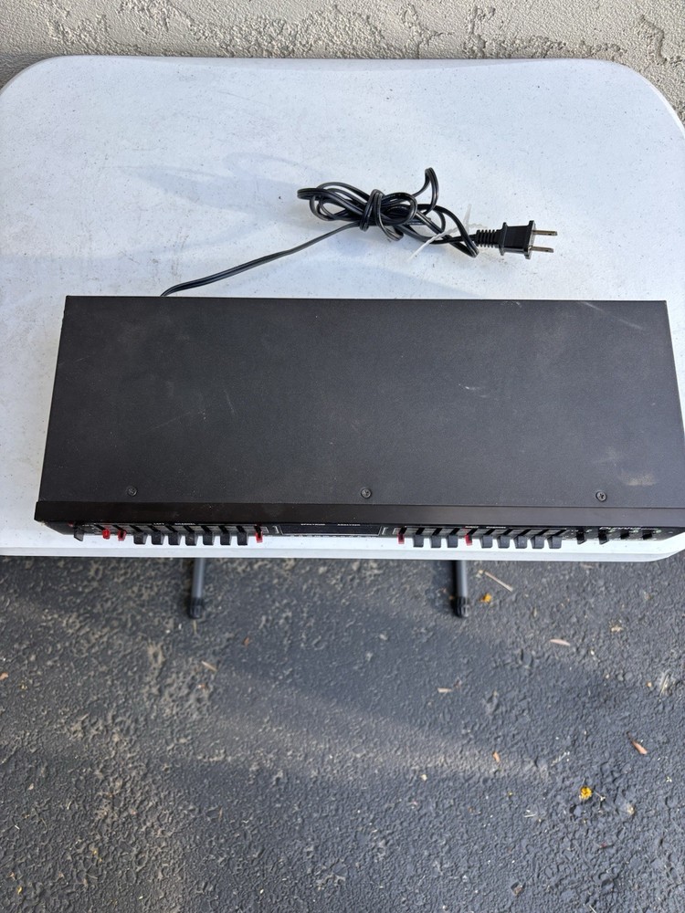 Dunnhill DE7200 Equalizer Spectrum Analyzer (Please read)