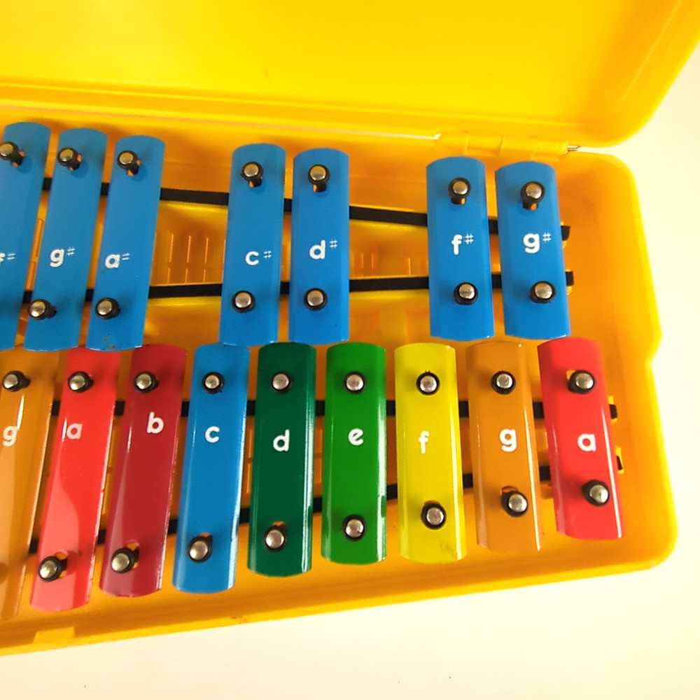 Portable 25 Note Xylophone Bright Yellow Plastic Case Collapsible Table Top