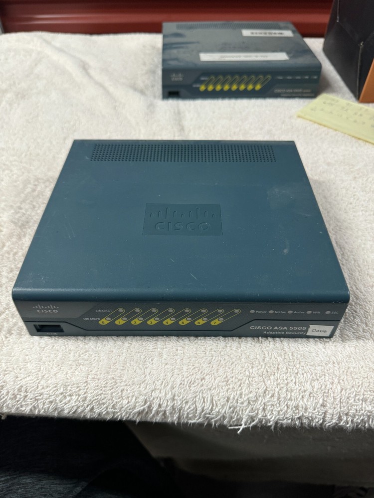 Cisco ASA 5505  Adaptive Security Appliance V13