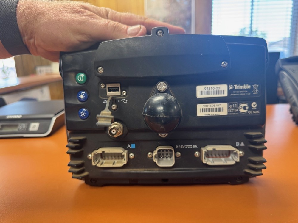 Trimble CFX 750